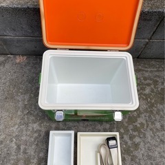 クーラーボックスの画像