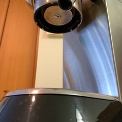 コーヒーメーカー　エスプレッソ　デロンギ　delonghi dedica ce680mの画像