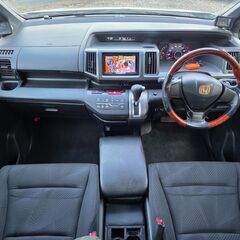 ステップワゴン☆スパーダZ☆車検令和8年2月☆ナビ☆DVD☆地デジ☆Bluetooth☆ETC☆バックカメラ☆noblesseエアロ☆noblesseマフラーの画像
