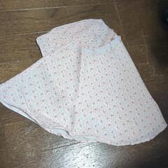 カット済み　たぶん　フレアスカートの画像