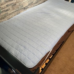 ニトリ　棚付きスノコベッド　シングル　マットレス付きの画像