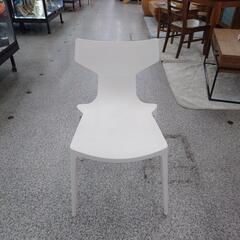 《月末限定！》ジモティー見た！で10%OFF【リチェア】Kartell  カルテル チェア イス ダイニングチェア アウトドアチェアの画像
