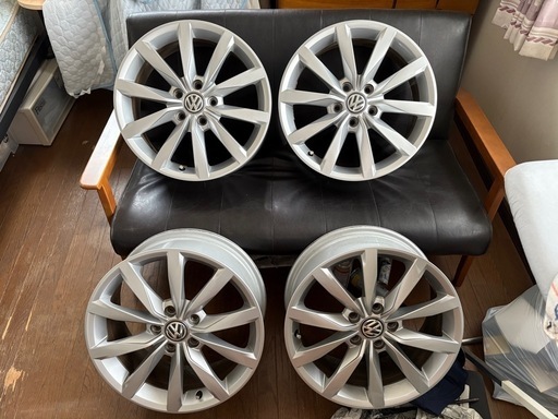 フォルクスワーゲンゴルフ7純正17インチアルミホイール
