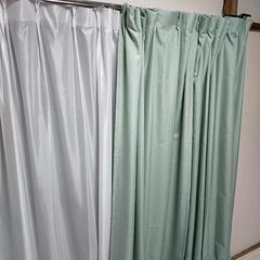 グリーン　カーテン　2セット分の画像