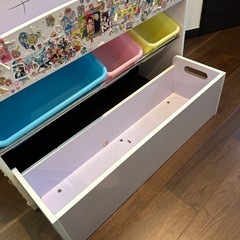 おもちゃ、絵本収納の画像