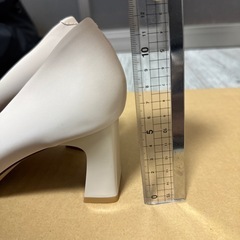 ハイヒール6.5cm　ベージュ(23.0)　　　の画像