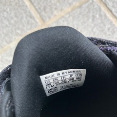adidas  18cmの画像