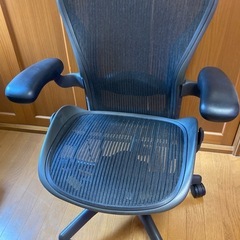 Herman Miller　ハーマンミラー　アーロンチェア　サイズBの画像