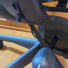 Herman Miller　ハーマンミラー　アーロンチェア　サイズBの画像