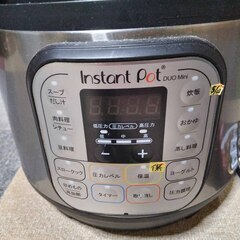 逗子 無料あげます 内釜欠損 電気圧力鍋 インスタントポットデュオミニ Instant Pot DUO mini 7in1 プログラム機能付 マルチ電気圧力鍋 アメリカで最も売れてるNo.1モデル圧力調理、スロークック、炊飯、蒸し調理、炒め機能、ヨーグルトメーカーの役割を1台でお任せシンプルで日本のキッチンに合うサイズ 飯の画像