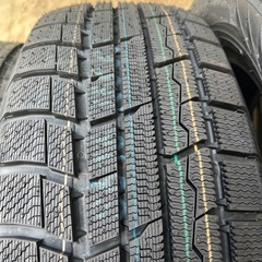 未使用品 TOYO Winter TRANPATH TX トーヨー トランパス 215/60R16 95Q 2017年製 スタッドレスタイヤ4本 エスティマ ヴェゼル オデッセイの画像