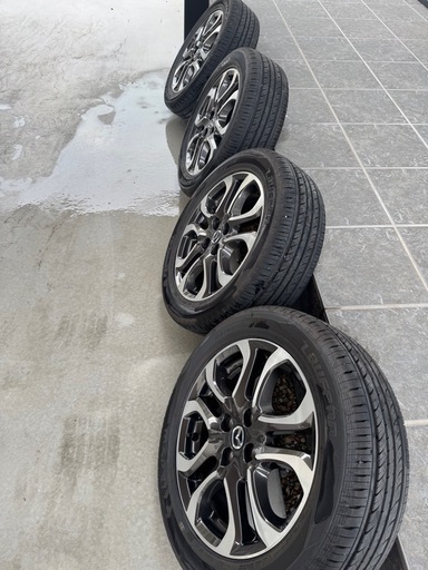 デミオ純正ホイール ほぼ新品タイヤ