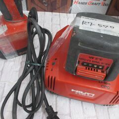 ヒルティ HILTI 型番不明 震動ドリル バッテリ14.4V二個/充電器 ※ケース無し 【ハンズクラフト宜野湾店】の画像