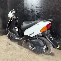 ★支払総額3.0万円★定休日なし！いつでも現車確認可能です！ スズキ レッツ2 白 CA1PA 人気のレッツ2！ 2ストのためオイル注ぎ足すだけ！ サイスタ付き！ バッテリー新品！の画像