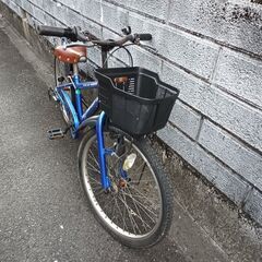 子供用自転車　青色　24インチ　6段変速の画像
