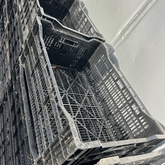 【商談中です]
黒のコンテナ多数あります。良ければ貰って下さい。の画像