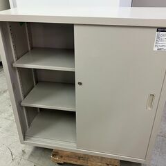 中古 　コクヨ  スチール製 書庫 引戸書庫 鍵付 引き違い書庫 スチール書庫 収納キャビネット ロータイプ　3段　幅880×奥400×高さ880mm　愛知　一宮市　江南市　稲沢市　岩倉市　名古屋　岐阜　各務ヶ原　羽島　三重　グッドプライス一宮の画像