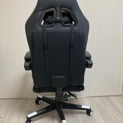 ゲーミングチェアの画像