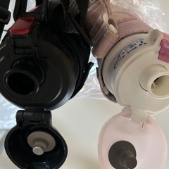 水筒　中古　小中学生用　ピンク&黒　象印　の画像