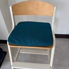 学習椅子　キッズチェア　美品
の画像