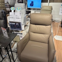 ニトリ電動リクライニングソファの画像