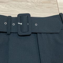 [配送も可能] ZARA(ザラ)のレディースパンツの画像