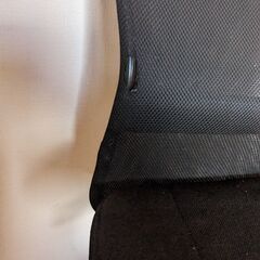 デスクとチェアの画像