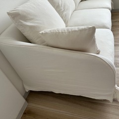 【価格相談受付中です】　unico CLARUS 3人掛けソファ の画像