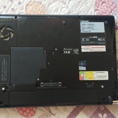 ジャンクノートPC TOSHIBA R732/H（ジャンク）の画像