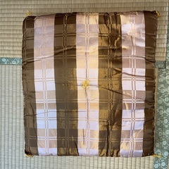 座布団10枚（カバー付き）の画像