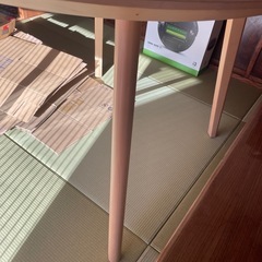 IKEA丸テーブル使用済みの画像