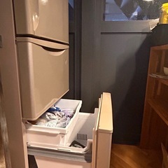 Hitachi
 冷蔵庫の画像
