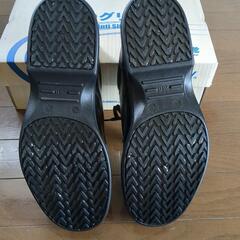安全靴　耐油性ソール　革製の画像