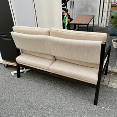 【武蔵小山店】 カリモク karimoku WE3202D281 2人掛けソファ 2Pソファ 木製フレーム ファブリックソファ 国産家具 リビングソファ 北欧風ソファ ナチュラル家具 高級ソファ モダンソファ ミッドセンチュリー インテリア家具 中古家具 美品ソファ 検）カリモク60の画像