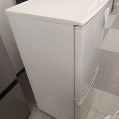 ★リユースのサカイ千葉中央店★期間限定割引有 SHARP 冷蔵庫 137L 20年製 動作確認／クリーニング済み TC3977の画像