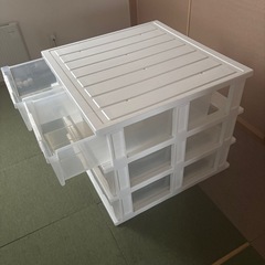 (お話し中)衣装ケースの画像