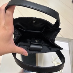 ニナリッチ　　ハンドバッグの画像