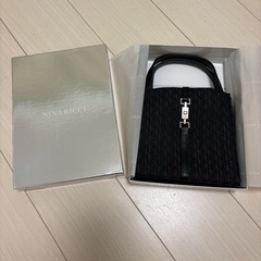 ニナリッチ　　ハンドバッグの画像