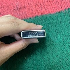 Zippo（ジッポー）　オイルライター　鏡面仕上げモデル　シルバー系　無地の画像