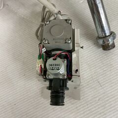 【TOTO】トートー 手洗いボウル 洗面器 SC1 パステルアイボリー 石鹸ケース付き 自動水栓 手洗い器 店舗 店舗什器 トイレ ① Y1944の画像