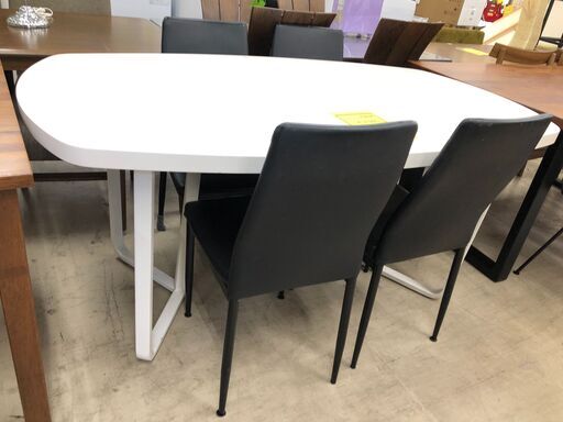 【ジャングルジャングル石津店】 ダイニングセット4人用　ホワイト 楕円 丸 ダイニングテーブル イス4点 クリーニング済み 堺区 西区