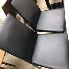【ジャングルジャングル石津店】 ダイニングセット4人用　ホワイト 楕円 丸 ダイニングテーブル イス4点 クリーニング済み 堺区 西区 北区 東区 高石市 和泉市の画像