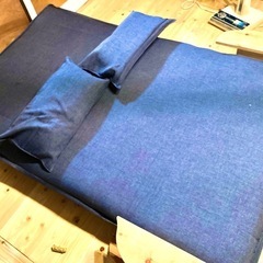 折り畳みソファベッドの画像