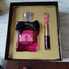Viva la Juicy Noir 香水の画像