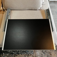 IKEA ベストー　スライド棚板　の画像