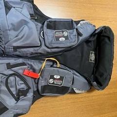 新品　ライフジャケットの画像