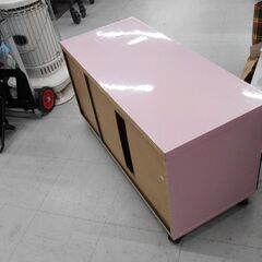 現状品 テレビボード 幅90x奥行39x高さ47cm キャスター付き ピンク×ダークブラウン リメイク品 テレビ台 TV台 苫小牧西店の画像