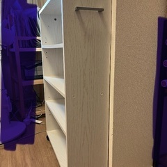 押入れにしまえる本棚の画像
