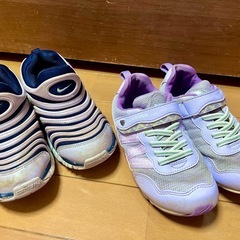8月1日可能❣️130 140 女の子　洋服・スニーカーの画像
