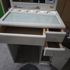 ドレッサー　鏡台の画像